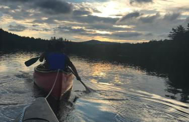 Lakefront Cabin with Private Dock Kenoza Den - Foto 9