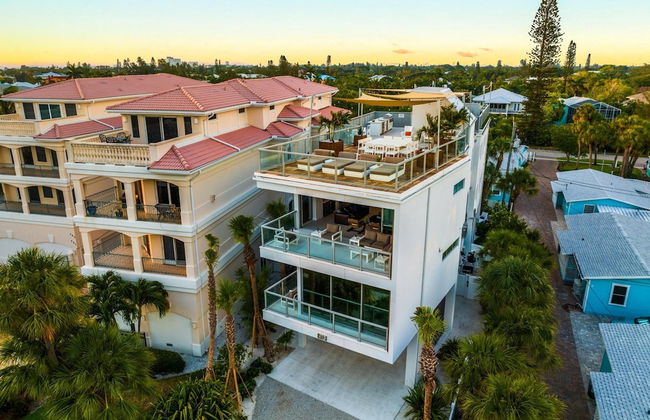 Elevated Perspective - Foto 18