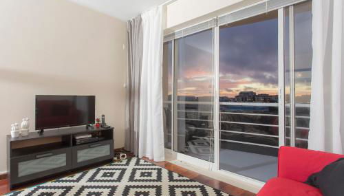 Green & Blue 3 Bedrooms - Photo 3