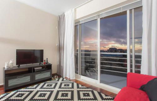 Green & Blue 3 Bedrooms - Photo 3