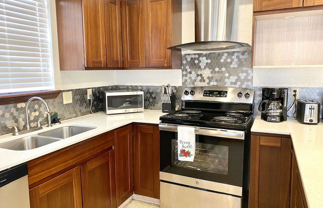 Garage Studio near OUSHC Hospital - Photo 49