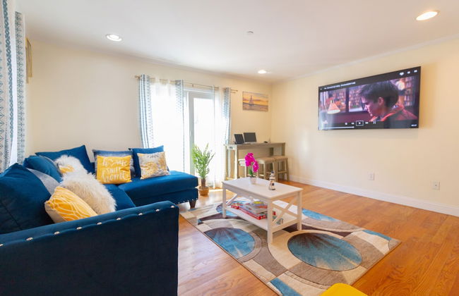 Yachtsman's Cove with 3-Levels - Foto 1