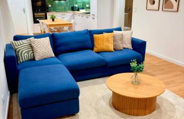 Le salon des voyageurs - Appartement au coeur du Centre Historique de Dole avec Terrasse - Foto 4