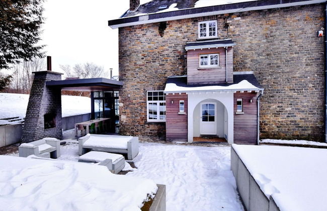 Luxurious Holiday Home in Courtil with Hot Tub - Photo 35