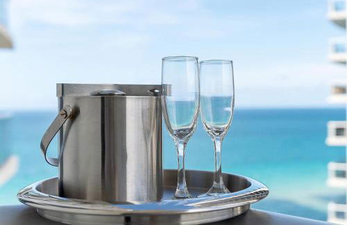 Sunny Isles 1BDR Sea View and Pool - Foto 6