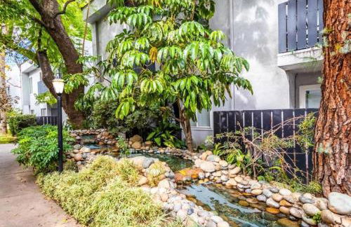 A Tranquil Retreat in Tarzana CA - Foto 22