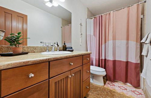 Ocean Beach Pier Condo - Photo 2