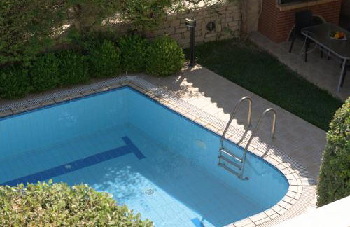 Christina Villas, Steps to Sandy Beach, By ThinkVilla - Photo 7