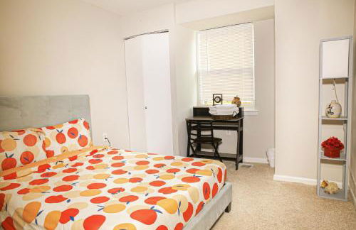 Charming 3bd Alexandria House, 11 miles to DC, Nice front view - Foto 20