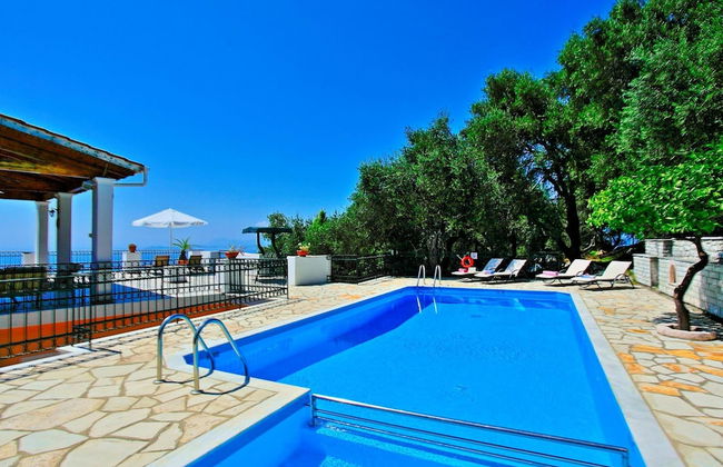 Villa Alexandros in Nisaki - Photo 49