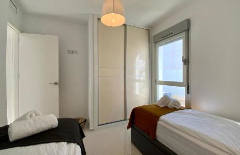 Lovely Home In Alicante - Photo 22