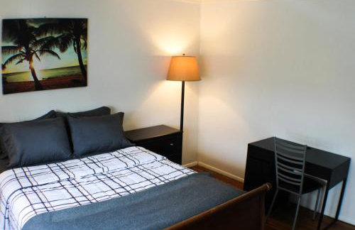 Urban Oasis - 3BR 2BA - City View- Private Parking - Foto 2