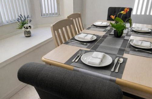 Private Pool Oasis - Upgraded 5BR Luxury VIlla - Photo 7