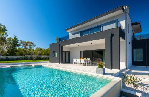 Villa Tonchi 3 Bedroom Private Pool BBQ & Garden - Foto 9