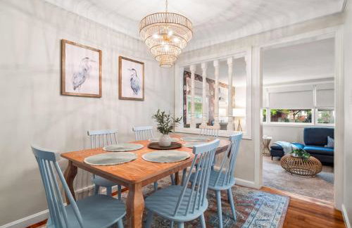 4 Bedroom Pool and Hot Tub Home Near Cleveland - Photo 22