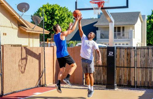 Slide into Fun Pool Games Fire Pit Sport Court - Foto 14