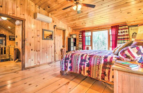 Chic Brandon Cabin with Pool, Hot Tub and Sauna! - Foto 14