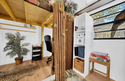 Zen Jungle House by Busch Gardens Sleeps 12 with Outdoor Games & Detached Play Space! - Foto 42