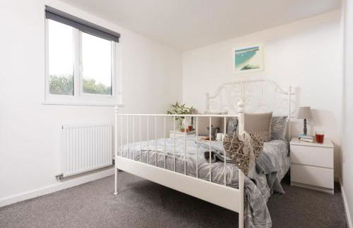 Wheal Prosper- Beautifully Fitted Wooden Lodge Helston Cornwall - Foto 9