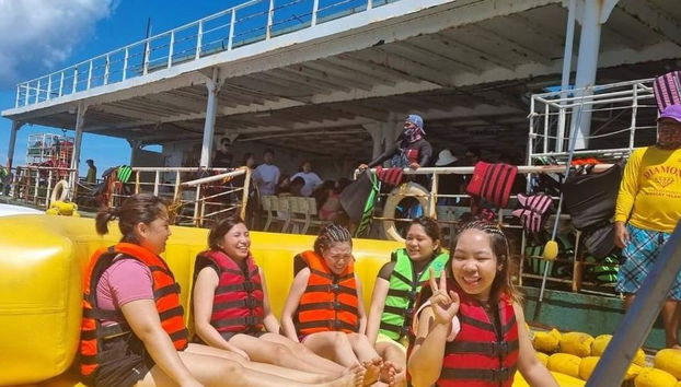 Excursion en bateau UFO palpitante vers Boracay - Photo 4