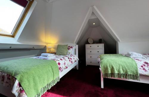 6 Shanklin Manor - family friendly apartment in Shanklin Old Village - Photo 30