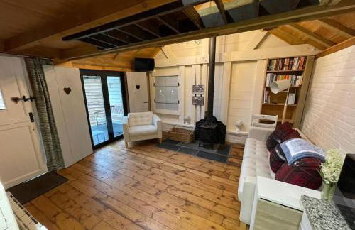 Muntjac Lodge, a cabin in heart of Chorleywood - Foto 4