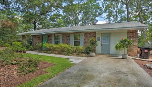 Downtown Home with Yard and BBQ - 6 Mi to Downtown! - Photo 2