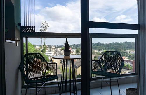 Perto do Barigui • Varanda c/ Churrasqueira - Foto 28