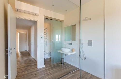 Beachfront Penthouse with private parking - Foto 11