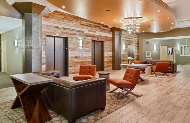 Bluebird Suites at the Warehouse District - Foto 1