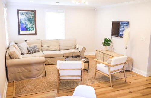 Sleeps 10! Minutes to Parris Island & Downtown - Photo 18