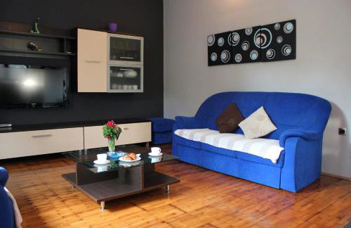 Schöne Ferienwohnung mit Terrasse, Roses - Photo 13