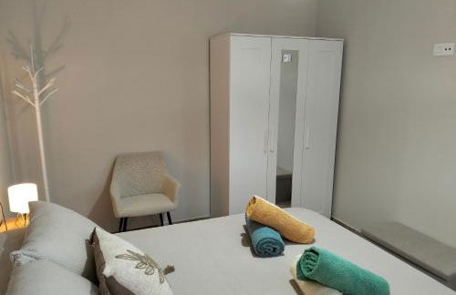 APARTAMENTO LUNA - 2 apartamentos céntricos juntos cerca de la playa, ideales para grupos grandes - Foto 11