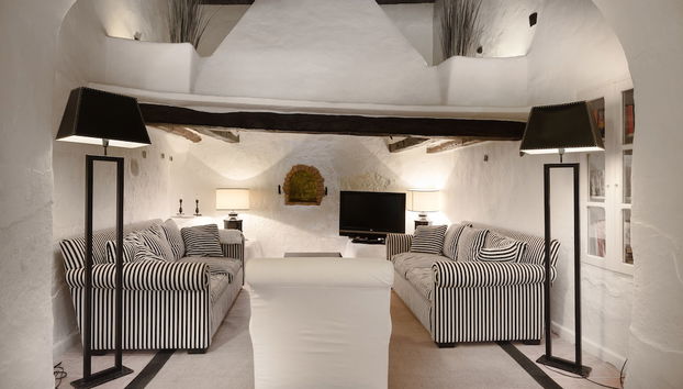 Coin salon dans le hall