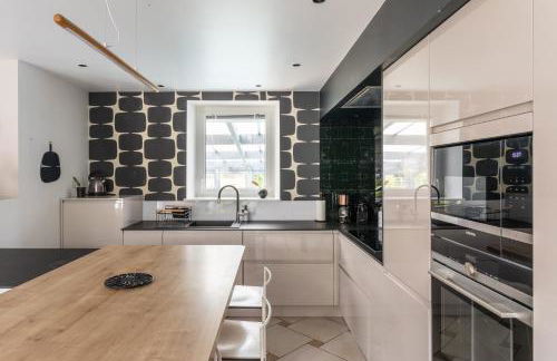 LA VILLA DU GOLF - avec piscine couverte chauffée et jacuzzi - Foto 38