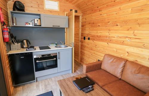 The Shepherds Hut at Bridge Lake Farm & Fishery - Foto 8