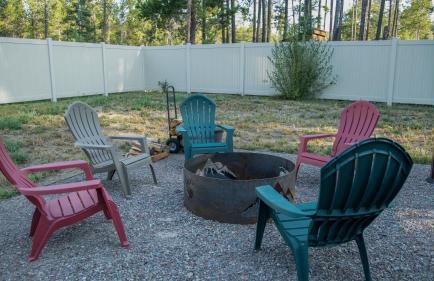 Private Home near Glacier Park, Columbia Falls, & Whitefish - Pet Friendly! - Foto 23