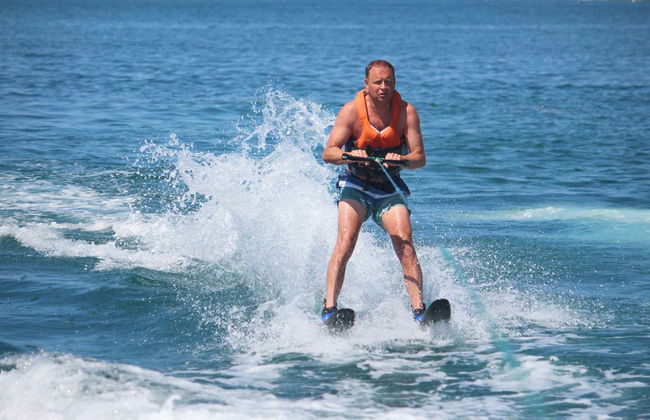 Water Ski or Wakeboard in Armaçao de Pera - Photo 10