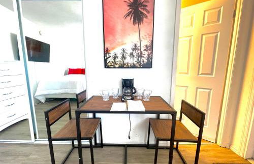 Superior beach studio with Pool Access and free parking - Foto 31