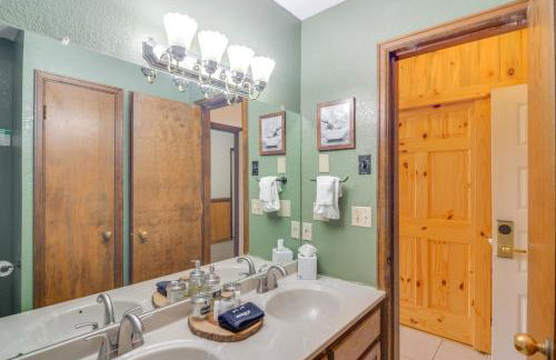 2 Mi to Granby Ranch Mtn Condo with Hot Tub! - Foto 22