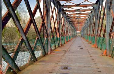 Agréable petit gîte avec jardinet et piscine - Foto 18