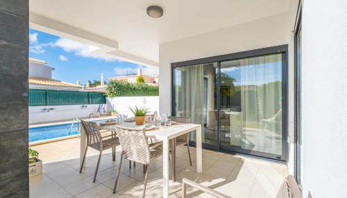 Villas Novochoro - Small Garden by DreamvillasAlbufeira - Foto 5, sunbed