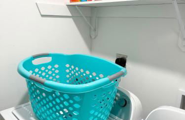 Bright, Cozy & Convenient - Minutes from UAB, Airport and Downtown Fun! - Foto 38