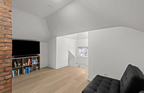 Loft w Fenced Yard Pet-Friendly Near Downtown - Foto 19