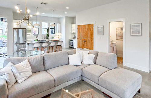 Austin Charmer - Foto 1