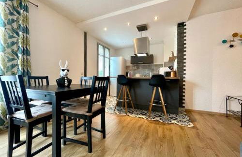 147 - Vue Cité Médiévale et Parking - Foto 20