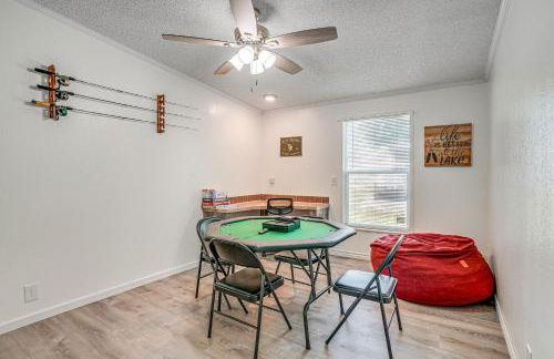 Waterfront Busters Place on Hickory with Fire Pit - Foto 15