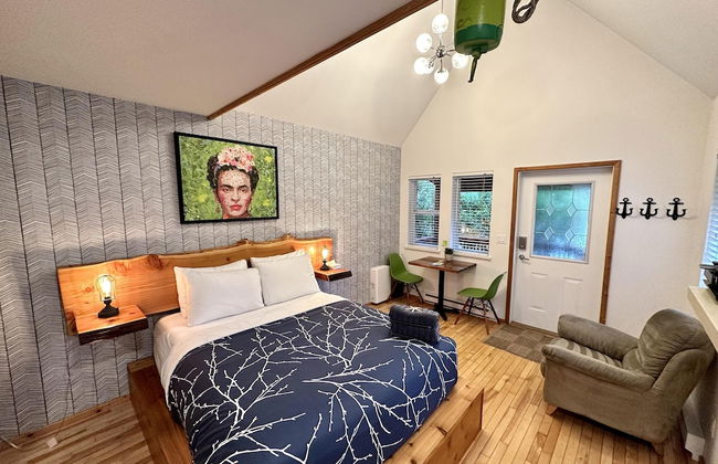 Love Shack - Photo 37