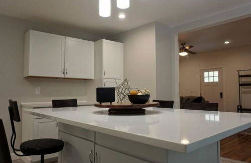 Amazing view of Lake Winnisquam, fully remodeled! - Foto 18