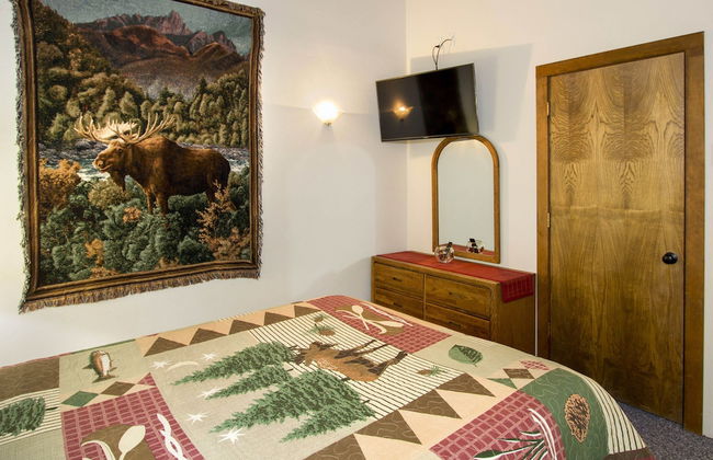 Mammoth Estates - 4 Seasons of Beauty w/ Amenities! - Foto 3